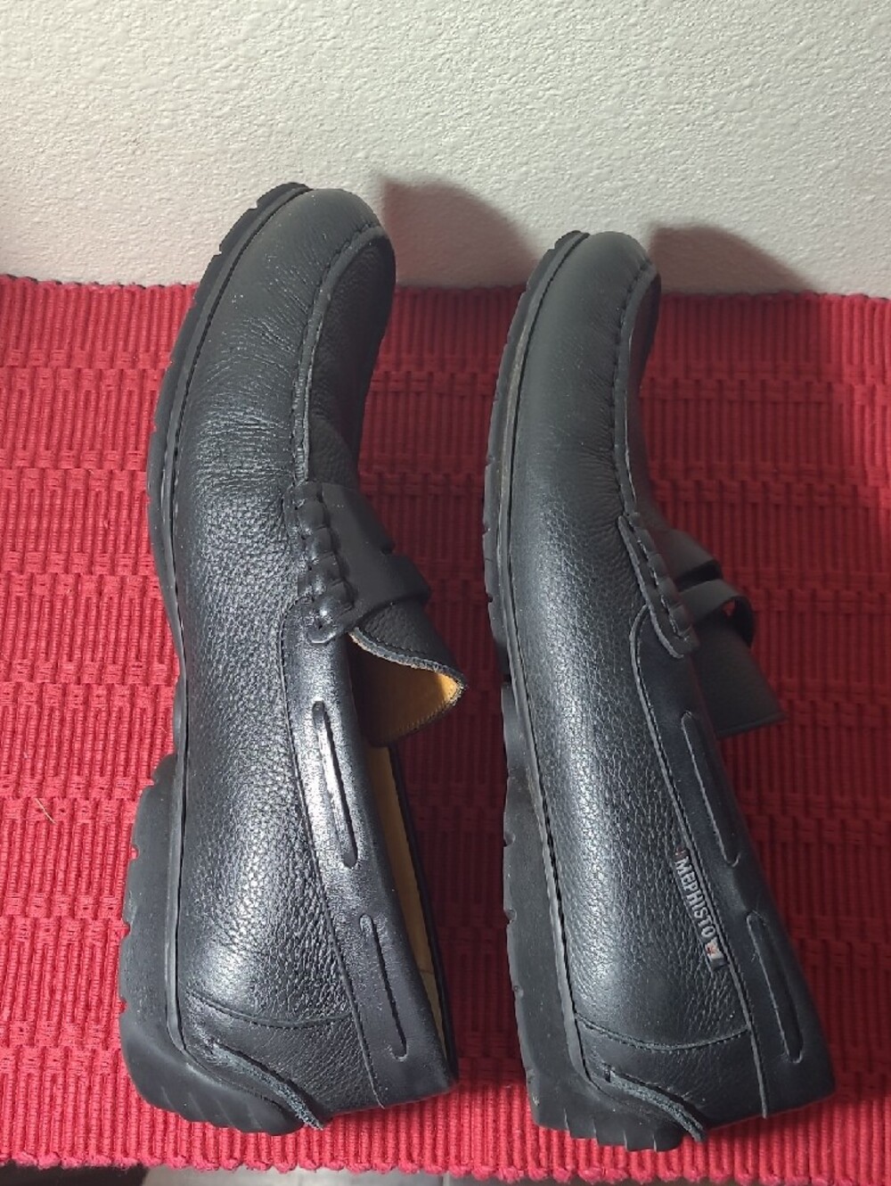 Mephisto Men’s Black Leather Penny Loafers - Picture 8 of 9